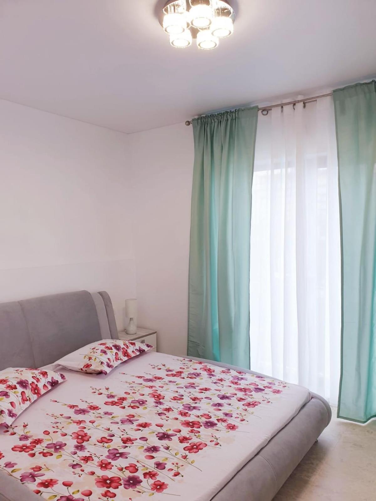 Seafront Papaya Apartment Нэводари Экстерьер фото